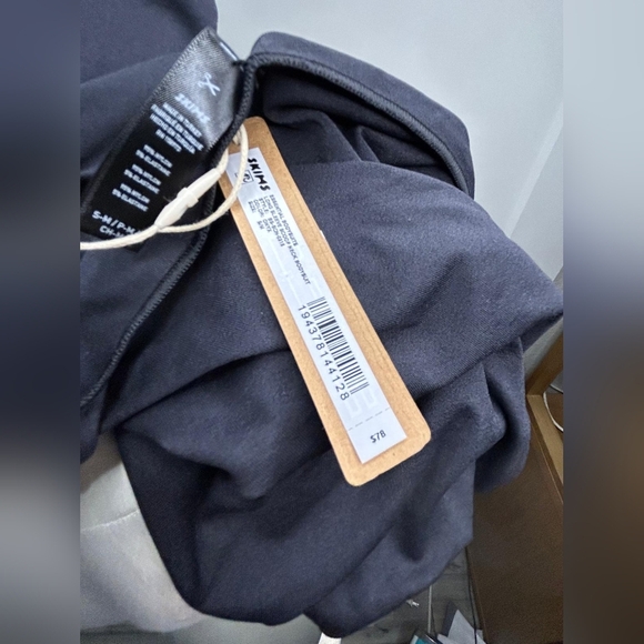 Brand New SKIMS Bodysuit! - Picture 5 of 5